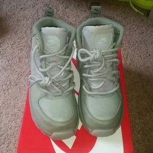 Nike boots